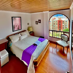 Elias Di Caprio - - Bogota